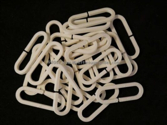 WHITE POUCH CLIPS (24)